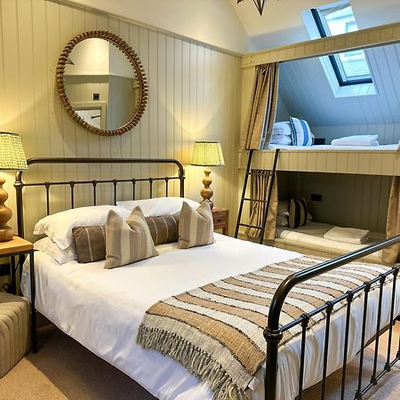 Beadnell Towers Hotel Bagian luar foto