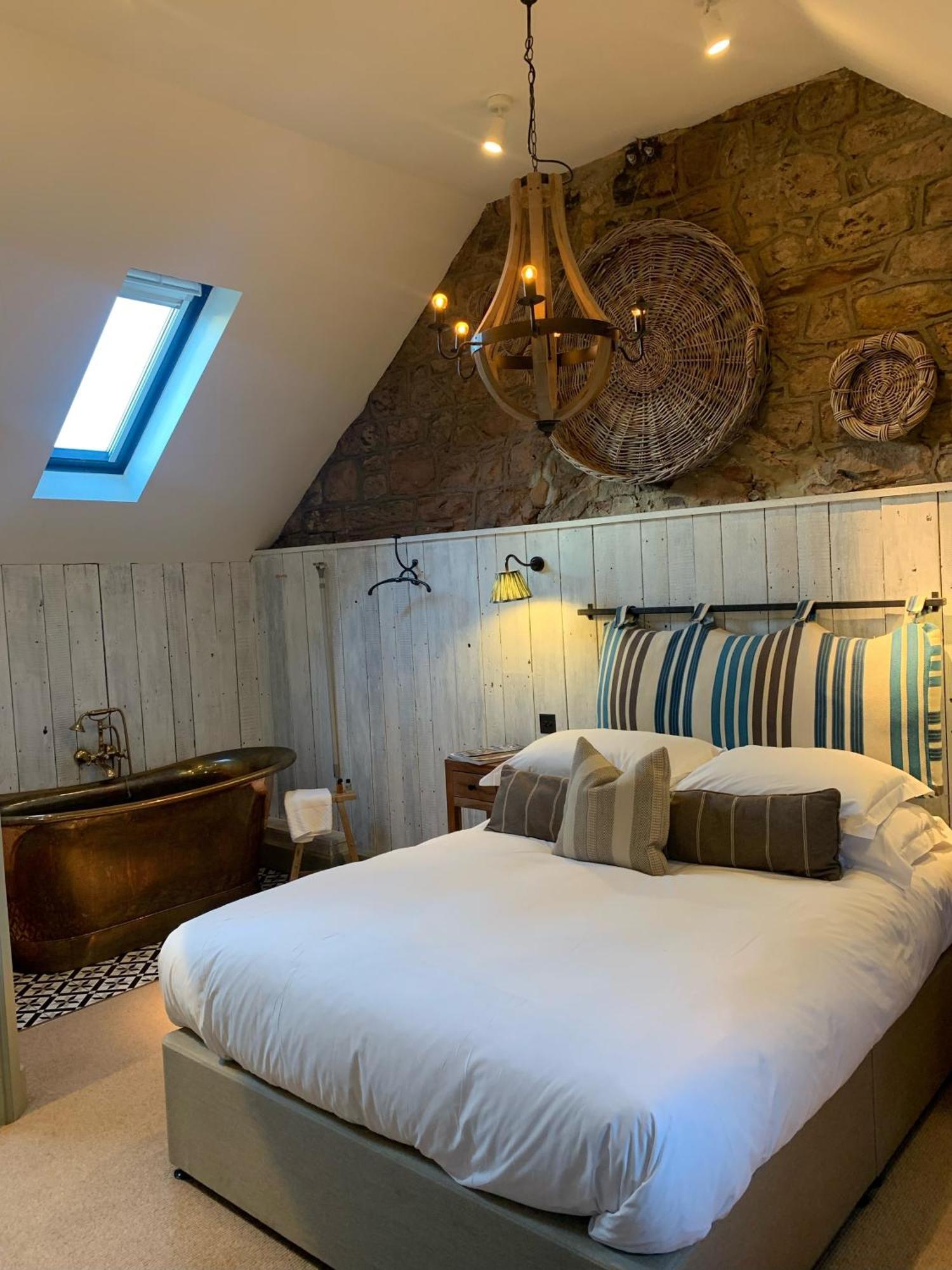 Beadnell Towers Hotel Bagian luar foto