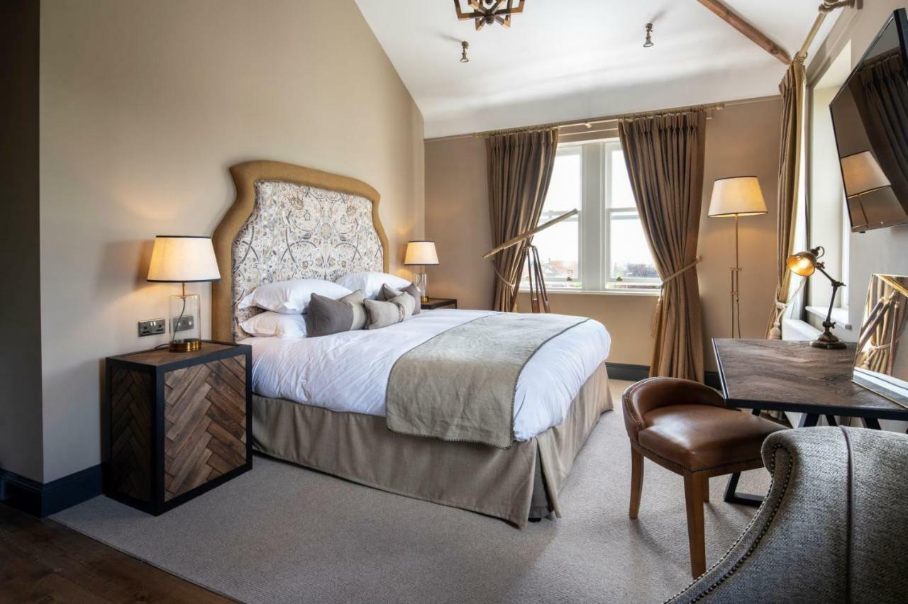 Beadnell Towers Hotel Bagian luar foto